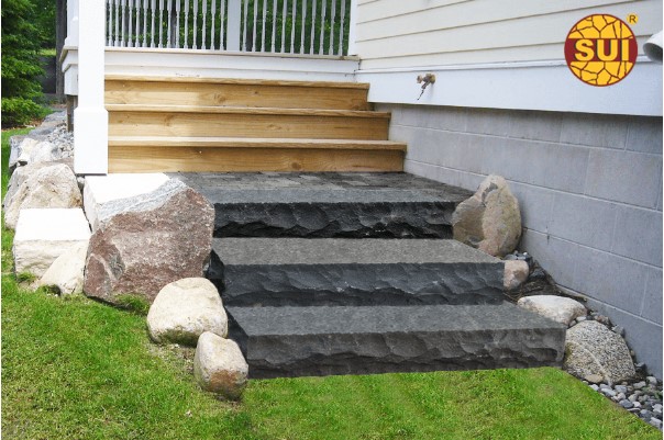 Transform Your Garden: Compelling Reasons Why Natural Stone Steps Are the Perfect Addition